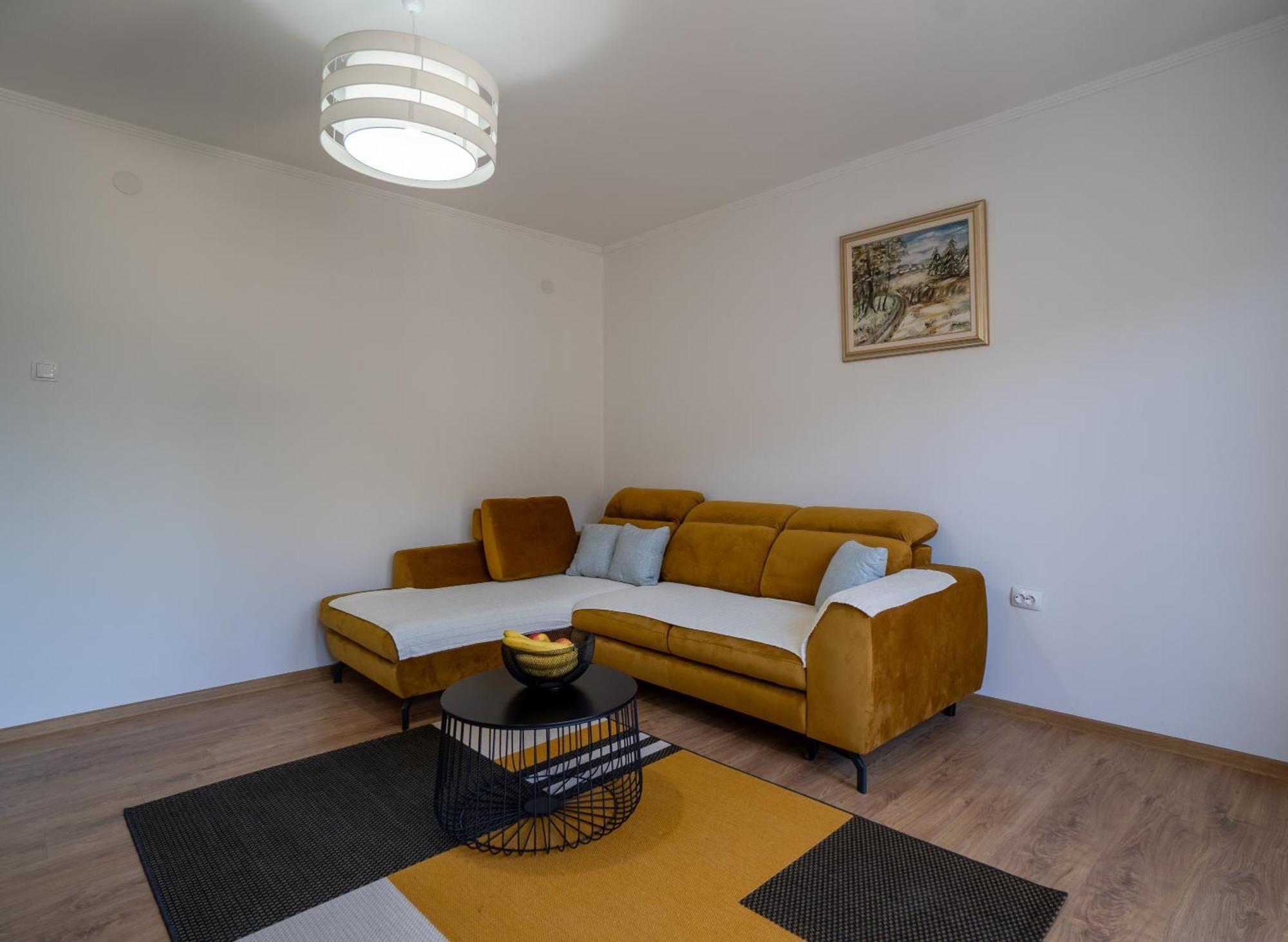 Apartman Josip Госпич Экстерьер фото
